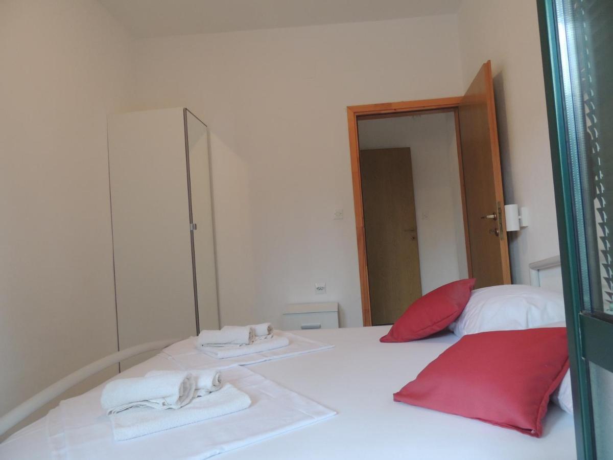 Apartments Suljic - Cash Only Property Stari Grad  Εξωτερικό φωτογραφία